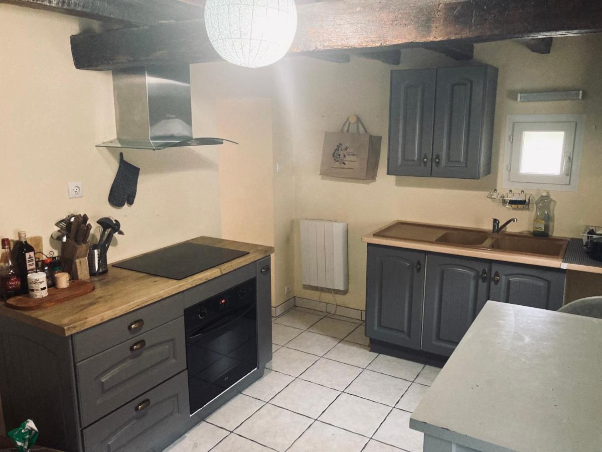 Petite Maison A La Campagne Saint-Germain-des-Fosses Zewnętrze zdjęcie